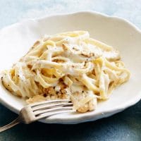 How to Make Fettuccine Alfredo ( recipe ) – 8 Steps 2 How to Make Fettuccine Alfredo – 8 Steps