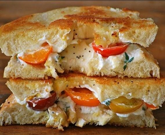 Bagel Grilled Cheese with Heirloom Tomatoes and Thyme Sandwich