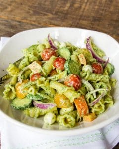 How to Make Pesto Ranch Pasta Salad – 4 Steps