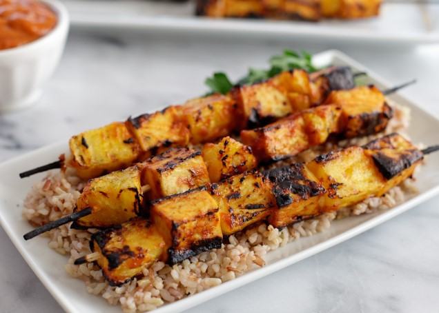 Grilled Pineapple Tofu Skewers With Spicy Mango Bbq Sauce