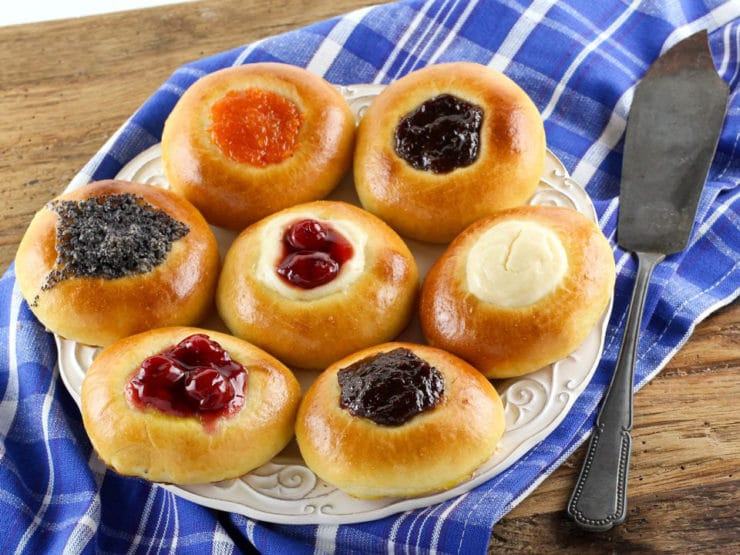How To Make Kolaches Cookies With Strawberry Jam Stuffing 5 How To Make Kolaches With Strawberry Jam Stuffing