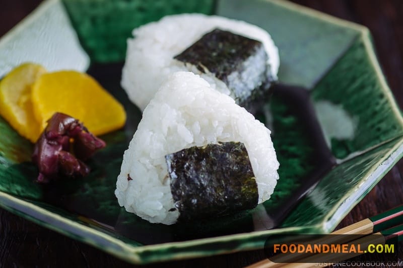 Fusion Meets Tradition: Spicy Tuna-Filled Onigiri Twist.