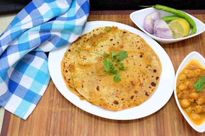 How to Make Pithi Wala Paratha or Pithi Daal Paratha