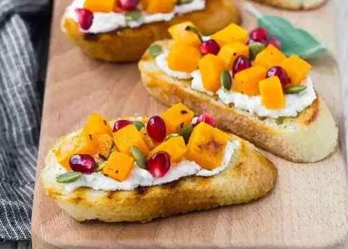 How To Make Pomegranate And Roasted Butternut Squash Crostini