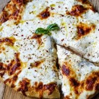 The Ultimate Three Cheese White Cheese Pizza Recipe Experience 1