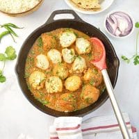 How To Prepare Or Cook Bharwan Dum Aloo