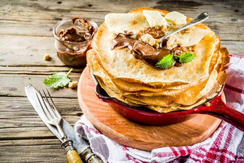 How To Make Chocolate Hazelnut Crepes 3 How To Make Chocolate Hazelnut Crepes