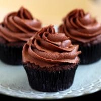 Bake the Best Chocolate Cupcakes: A Crowd-Pleasing Recipe 2 How to Make Chocolate Cupcakes – 7 Steps