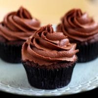 How To Make Chocolate Cupcakes – 7 Steps