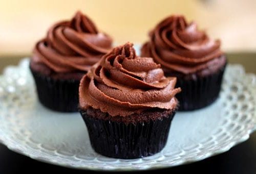 How To Make Chocolate Cupcakes – 7 Steps