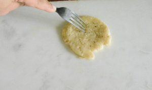 How To Cook Namkeen Mathri