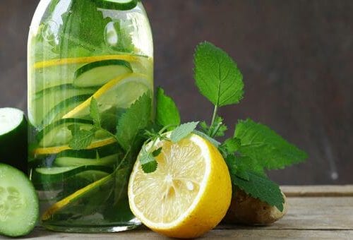 How To Prepare Delicious Cucumber Water