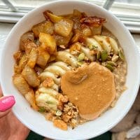 Pear Vanilla Oatmeal - Low Calorie Breakfast Recipes 1