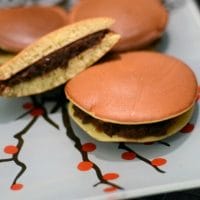 How to make Dorayaki - Japanese Sweet Filled Pancakes 2 How to make Dorayaki - Japanese Sweet Filled Pancakes 1