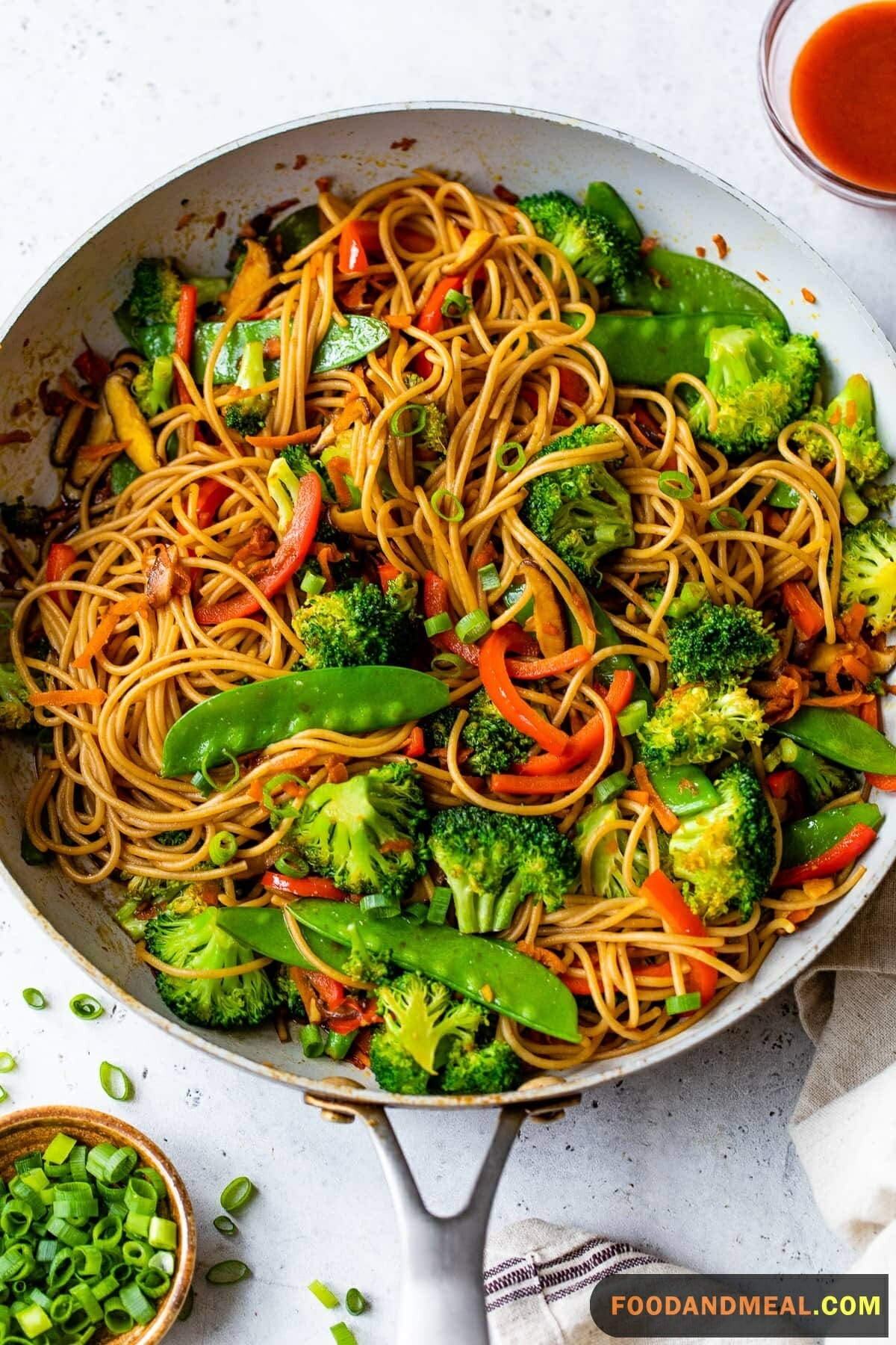  Vegetable Lo Mein