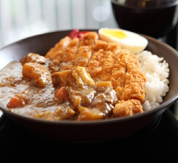 Easy-to-make Katsu Curry - Deep-Fried breaded pork cutlet Curry Recipes