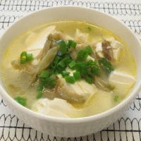 Easy-to-cook Japanese Radish Tofu Soup Recipe 2 Easy-to-cook Japanese Radish Tofu Soup Recipe 1