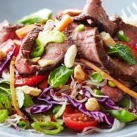 4 steps to make Vietnamese Beef Salad - Bo Tai Chanh 2 4 steps to make Vietnamese Beef Salad - Bo Tai Chanh 1