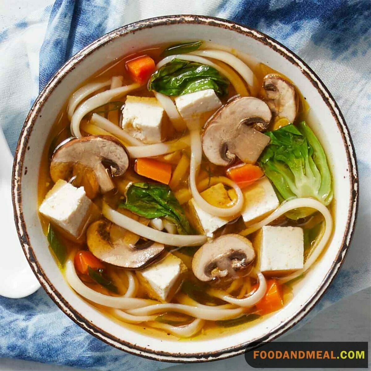 Japanese Mushroom Enoki Soup