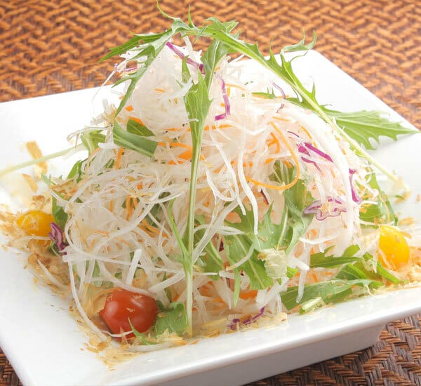 Tips And Tricks To Have A Yummy Daikon Salad 2