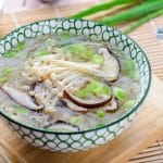 Process the easiest Japanese Mushroom Enoki Soup 3