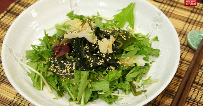 How to make Wakame Salad - Japanese Style Seaweed Salad