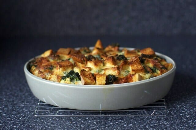 Simple Way To Cook Spinach And Cheese Strata At Home