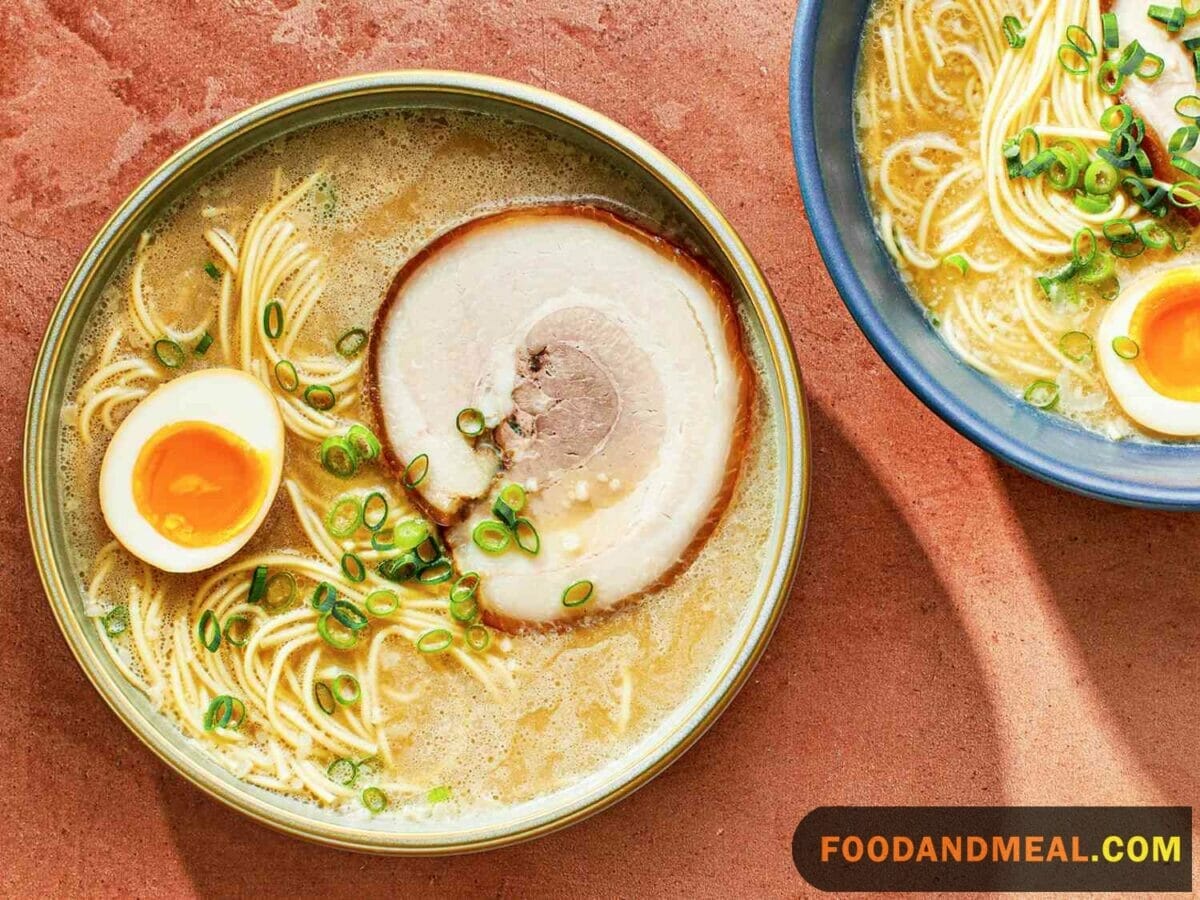 Bean Sprout Tonkotsu Ramen 