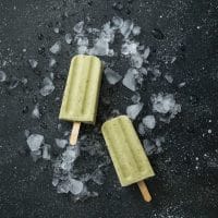 Easy-to-Make Banana-Avocado Pops for Your Teething Tot 2 Easy-to-Make Banana-Avocado Pops for Your Teething Tot 1