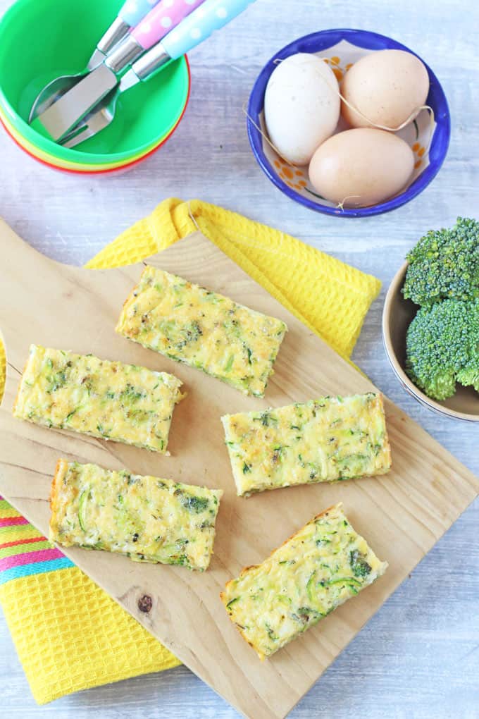 Healthy BLW Egg and Spinach Omelet for weaning (6th to 8th month)