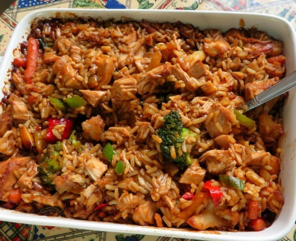 Method to make Teriyaki Chicken Casserole at home Savoring Comfort: Teriyaki Chicken Casserole, where flavor and warmth unite in every bite.