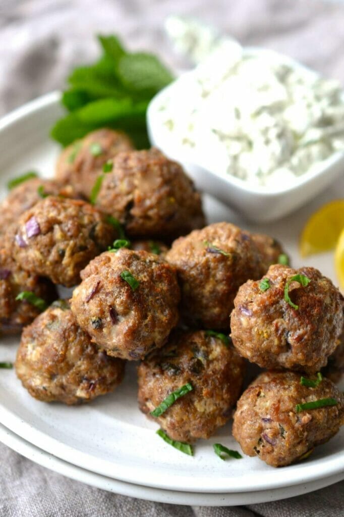 How to make Beef And Lamb Meatballs with Lemon and Herbs