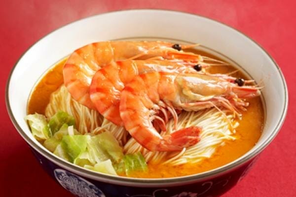 Art to have a yummy Japanese Shrimp Tonkotsu Ramen