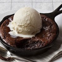 Decadent Skillet Brownies: A Chocolate Lover's Dream 2 Decadent Skillet Brownies: A Chocolate Lover's Dream 1