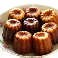 Irresistible Caneles Tea Cakes: A French Delight 1