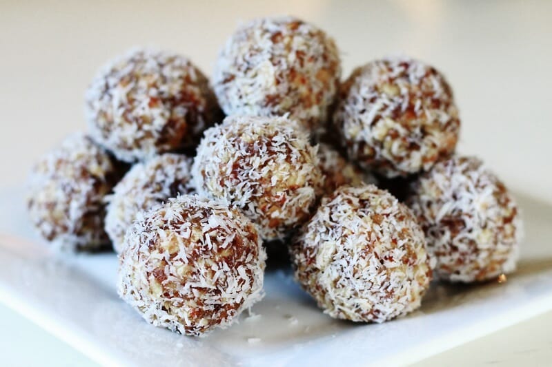 How to Make Delicious Coconut Date Bites