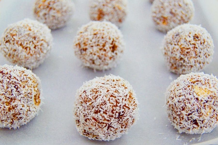 How to Make Delicious Coconut Date Bites