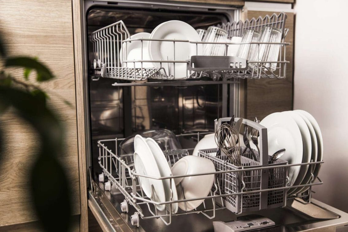 The 10 Best Dishwashers For Hard Water To Buy In 2023 1