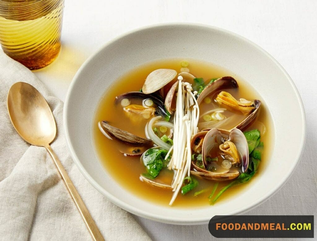 Spinach And Clam Soup