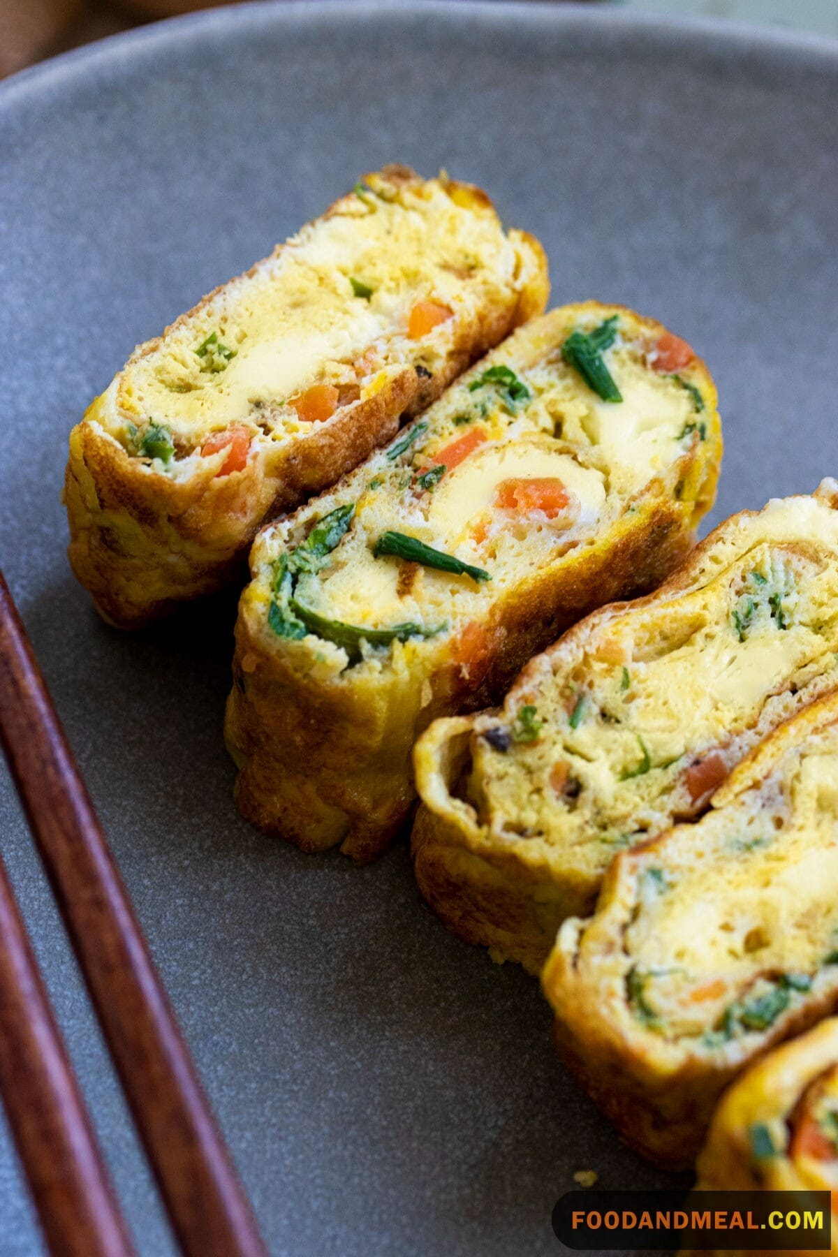 Rolled Omelet 