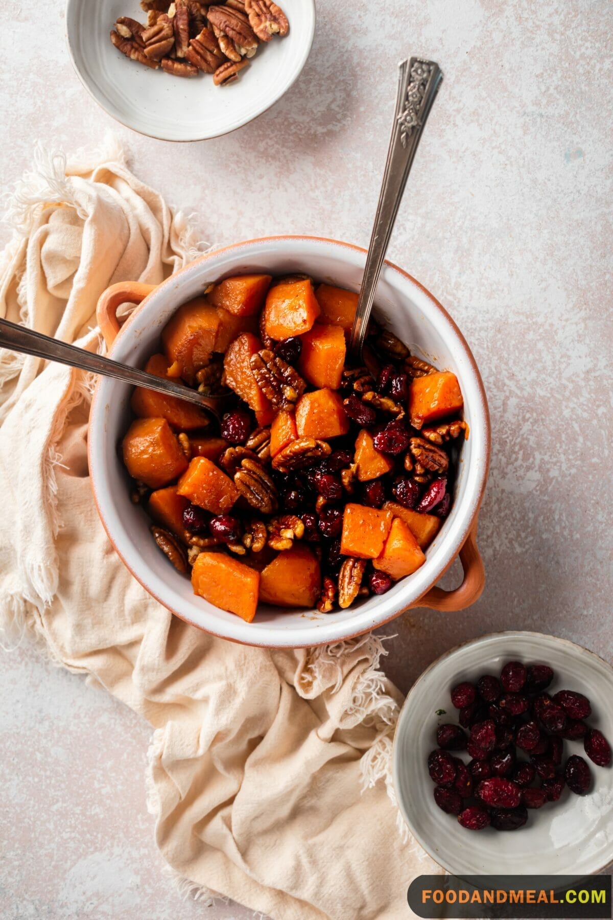 Candied Sweet Potatoes With Walnuts 