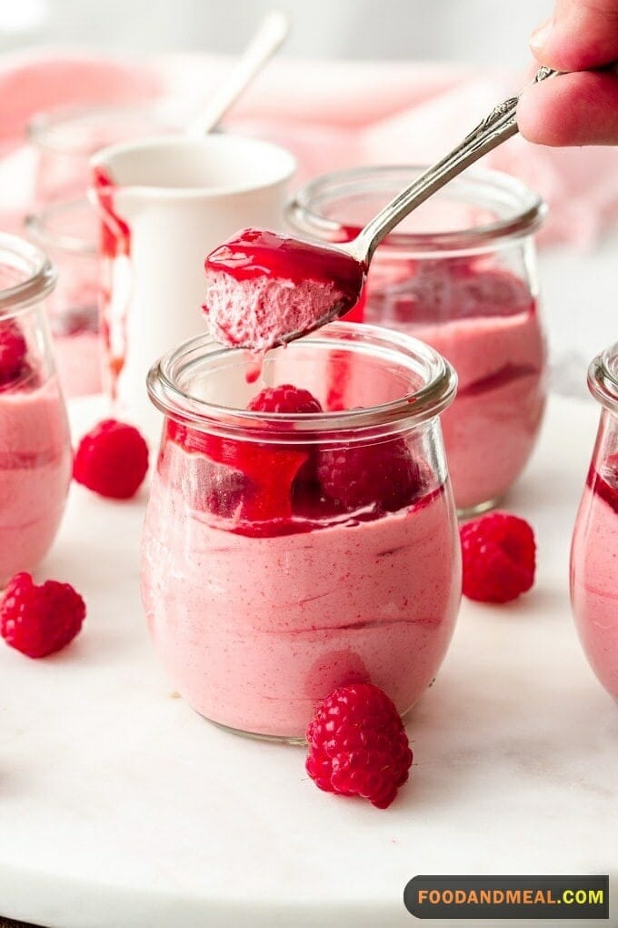 Blending Raspberry Mousse