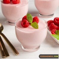 Divine Raspberry Mousse: A Luxurious Dessert Delight 1