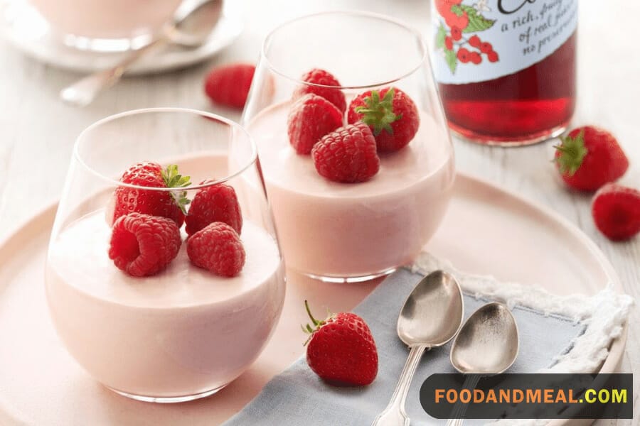 Blending Raspberry Mousse