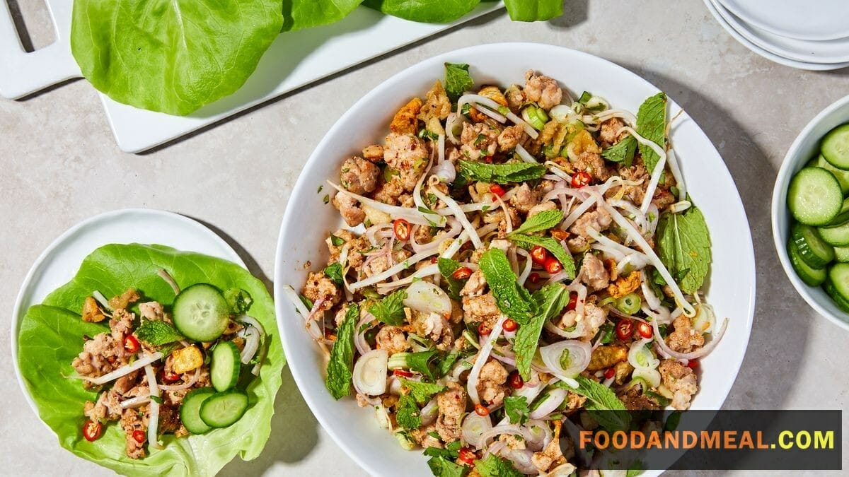 Thai Minced Chicken Salad 