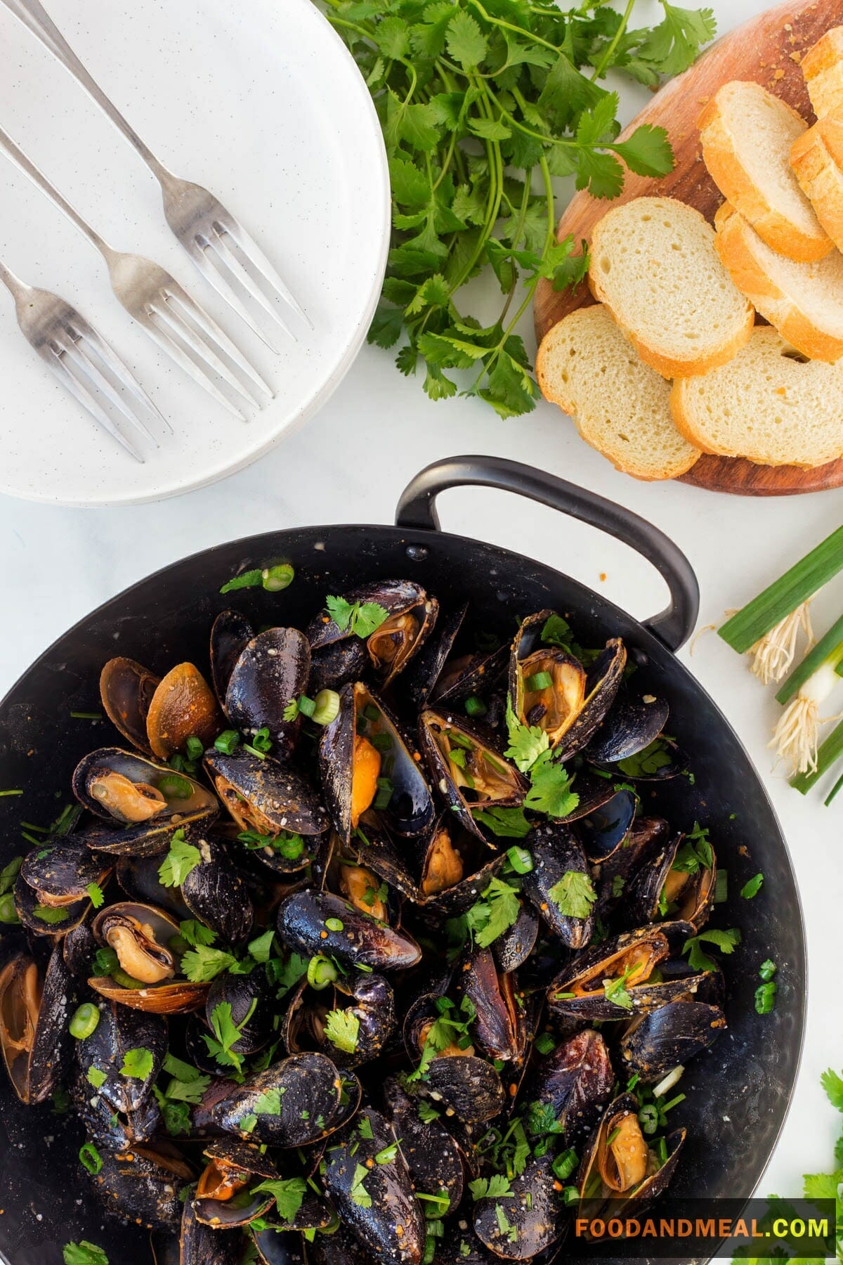 Thai Basil Coconut Mussels 