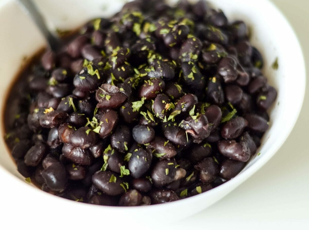 Nutrient-Rich Black Beans For Your 6 To 8 Month Baby 7 Pairing Our Black Beans With Tender Veggies For A Complete And Balanced Meal.