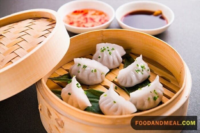 Irresistible Delights: Crafting Dim Sum Thai Steamed Buns 2