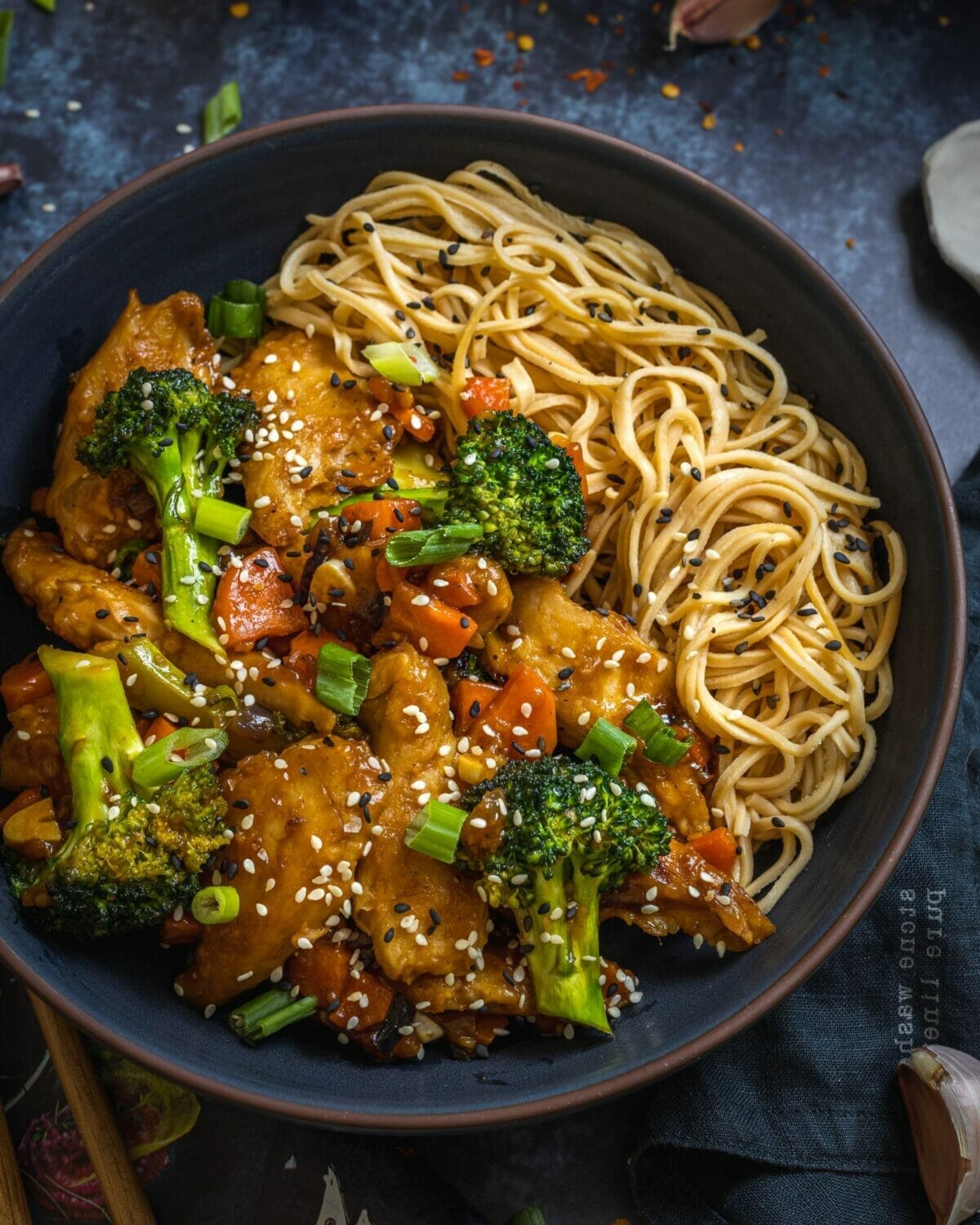 Savor Teriyaki Chicken Noodle Bowls: Easy-to-make Recipe 9 Garnish to Delight: "Garnishing with love โ a sprinkle of sesame seeds and green onions."
