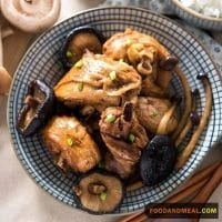 Authentic Stewed Chicken With Mushrooms Korean Recipe - A Flavor Journey! 1